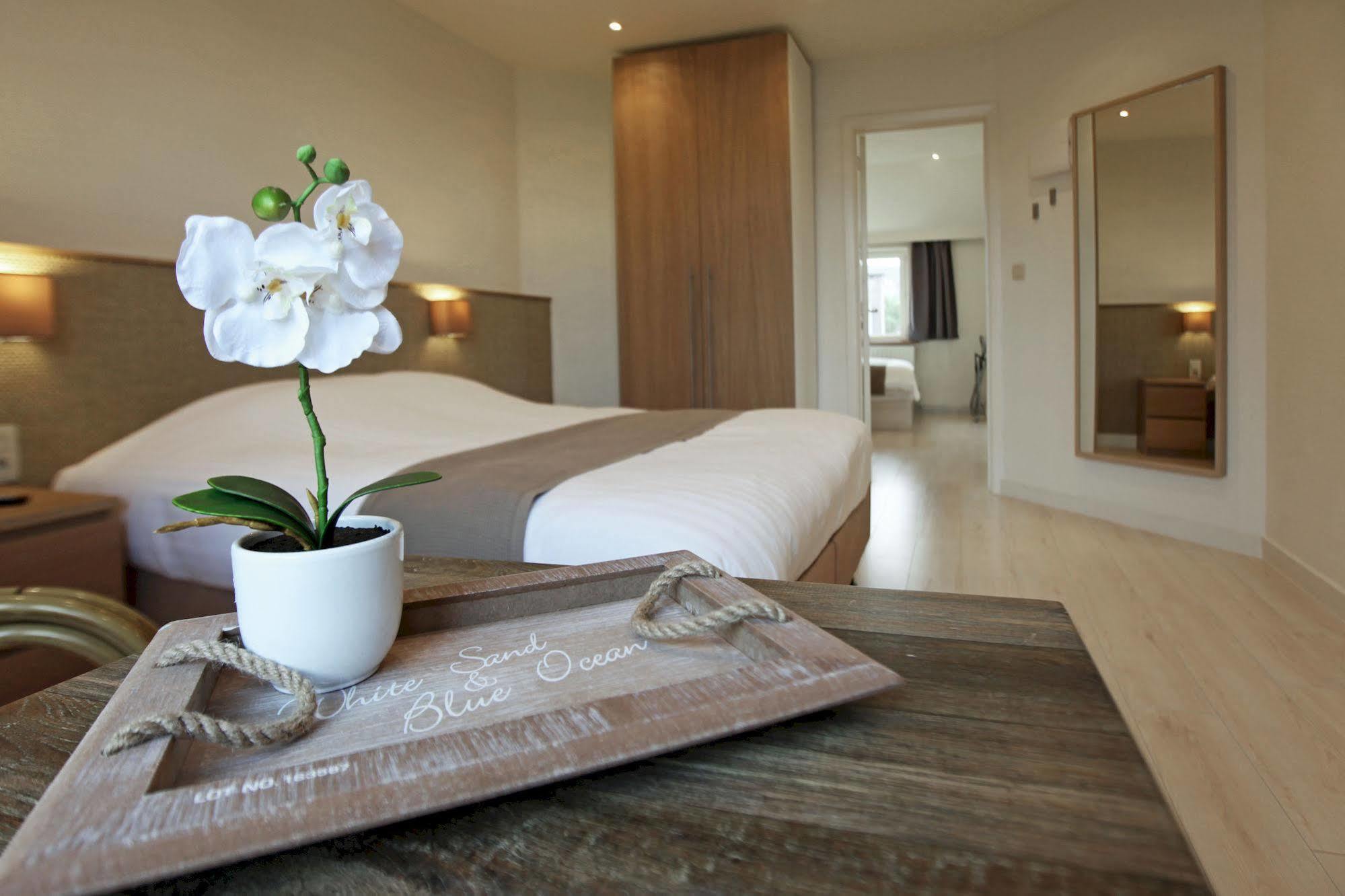 Hotel Cecil De Panne Kültér fotó