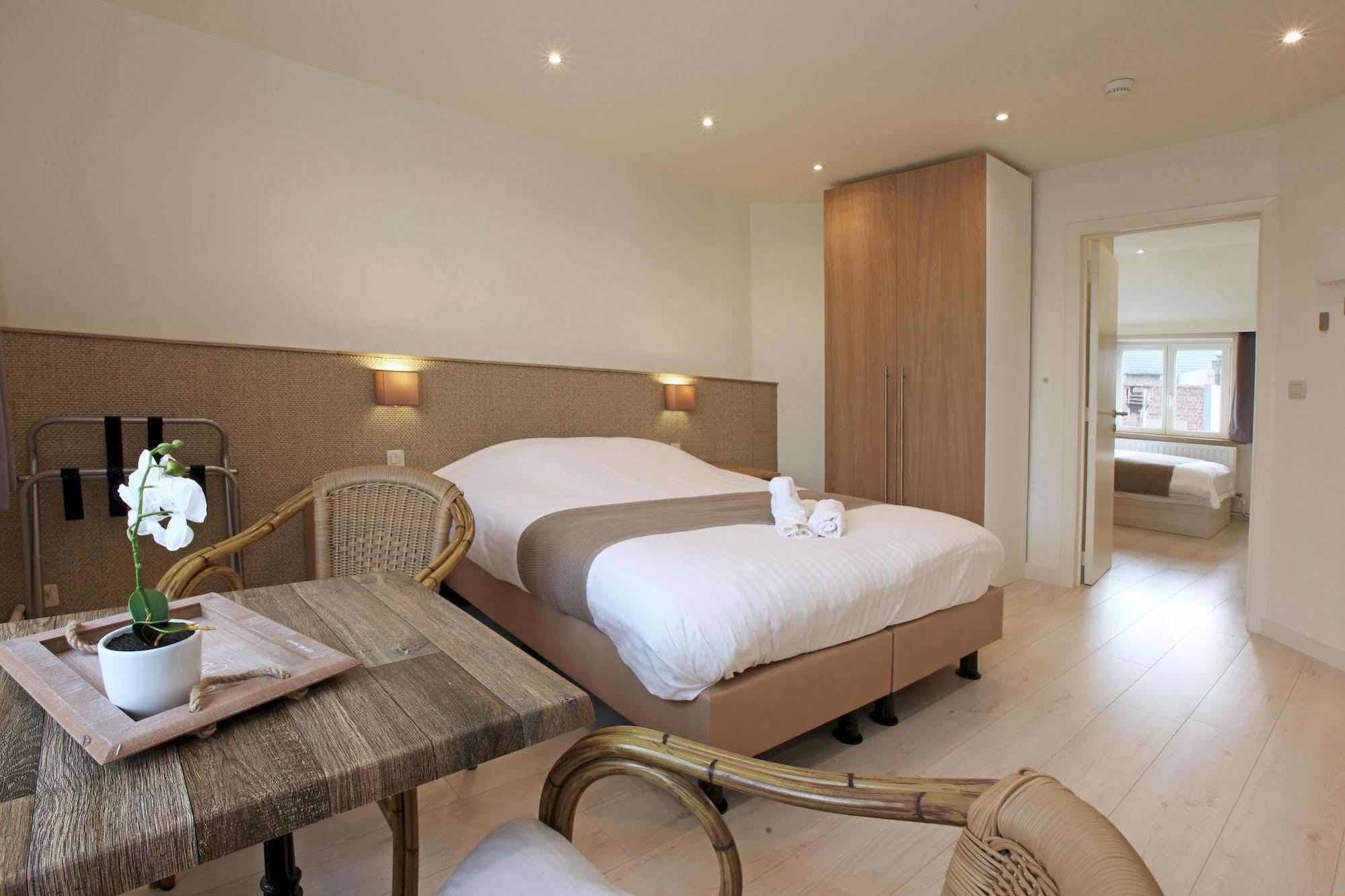 Hotel Cecil De Panne Kültér fotó